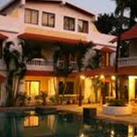 Casablanca Beach Resort Candolim Exterior photo