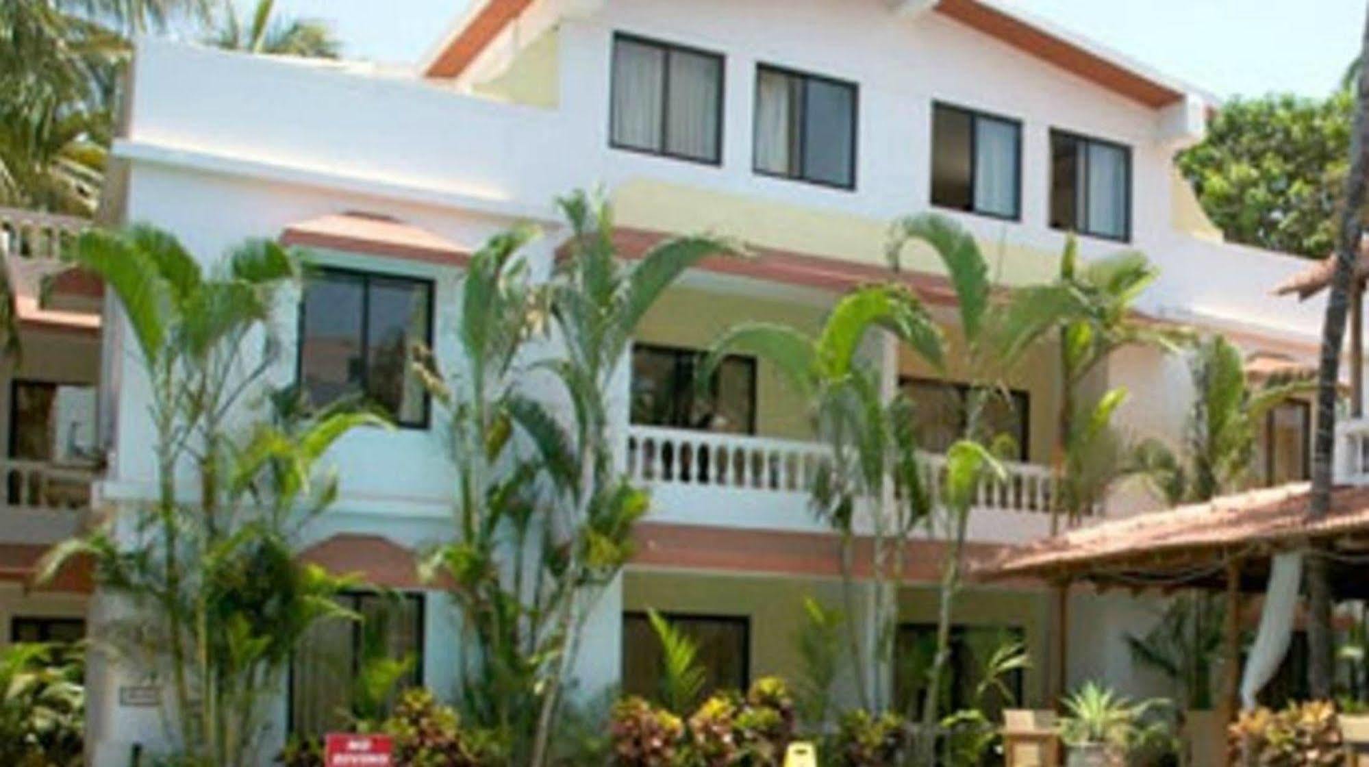 Casablanca Beach Resort Candolim Exterior photo