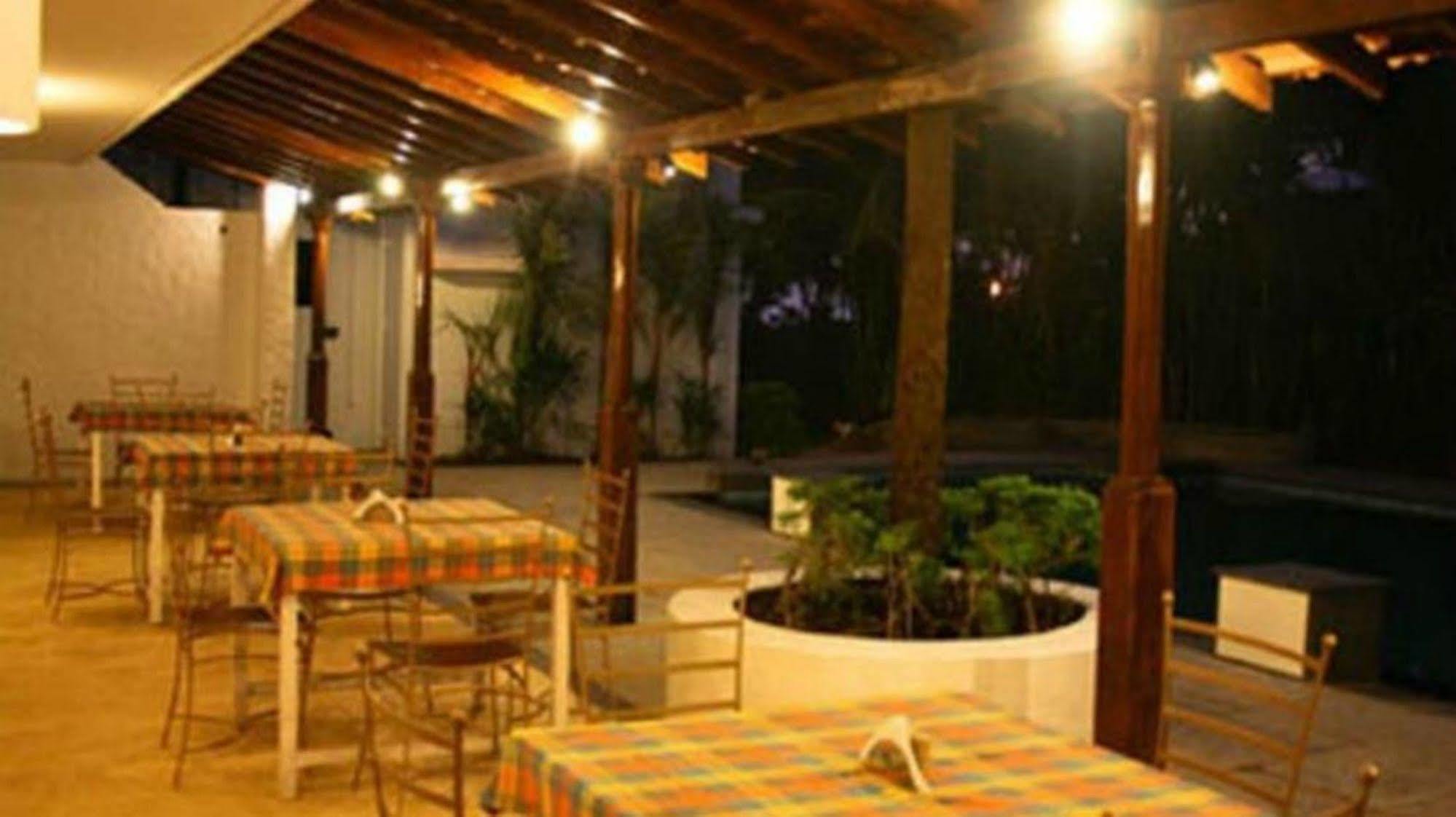 Casablanca Beach Resort Candolim Exterior photo